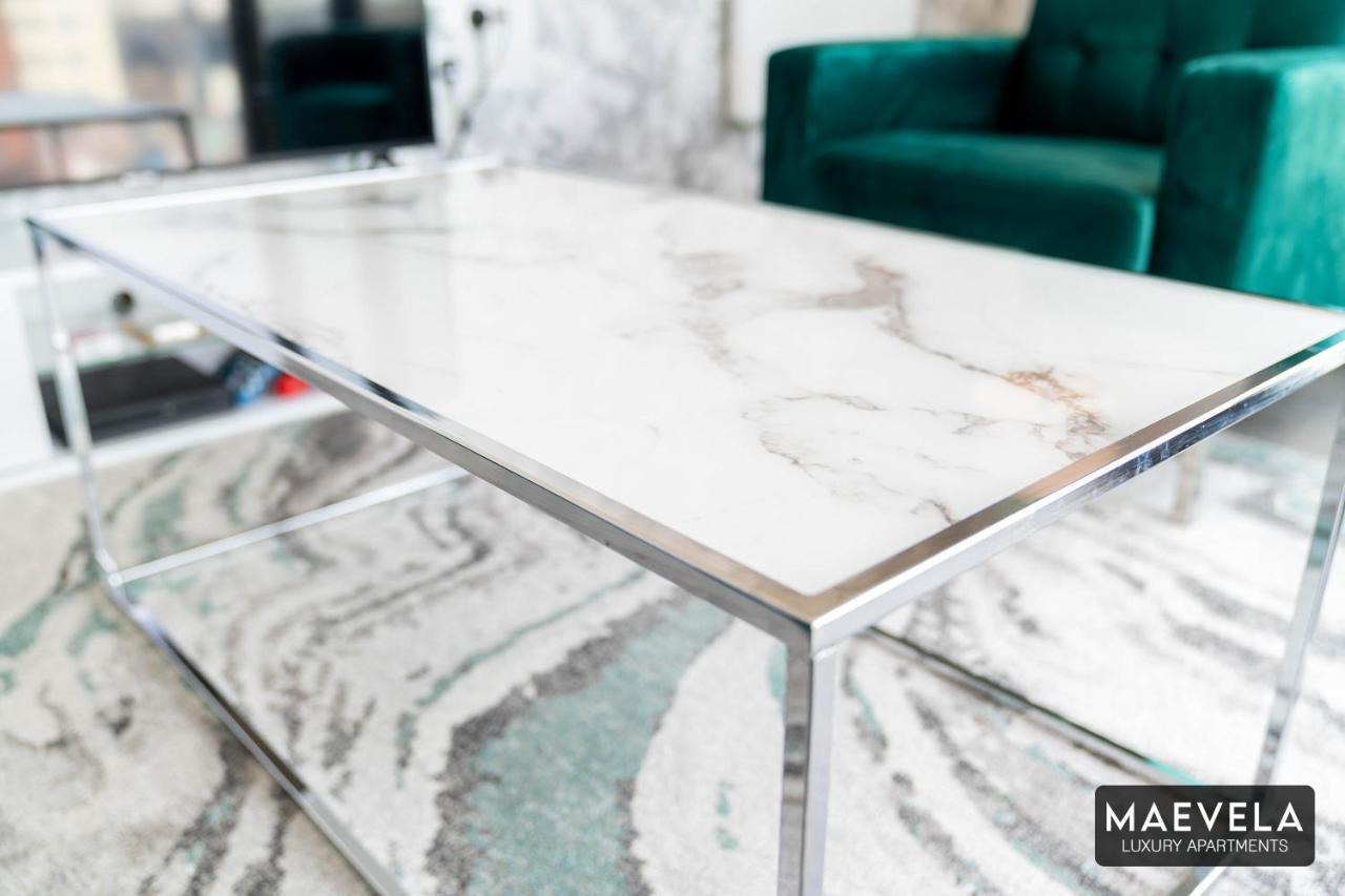 Maevela Apartments - Luxury Top Floor Penthouse - With Parking - 2 Bedroom New Build Apartment ✪ City Centre, Digbeth ✓ With Huge Patio Sliding Doors - City View - Rooftop Terrace - Ps4 & Smart Tv'S 伯明翰 外观 照片
