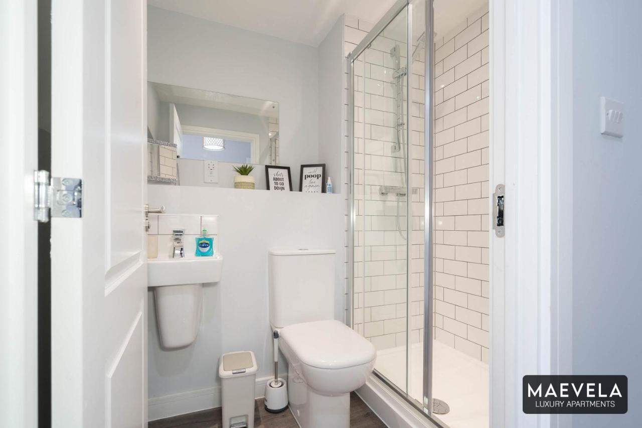 Maevela Apartments - Luxury Top Floor Penthouse - With Parking - 2 Bedroom New Build Apartment ✪ City Centre, Digbeth ✓ With Huge Patio Sliding Doors - City View - Rooftop Terrace - Ps4 & Smart Tv'S 伯明翰 外观 照片